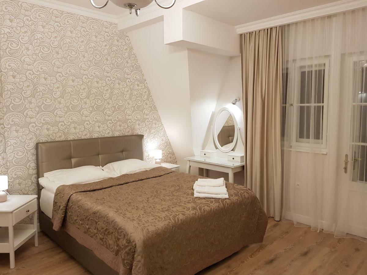 Apartman St. Vladimir Kirche Διαμέρισμα Mariánské Lázně Εξωτερικό φωτογραφία