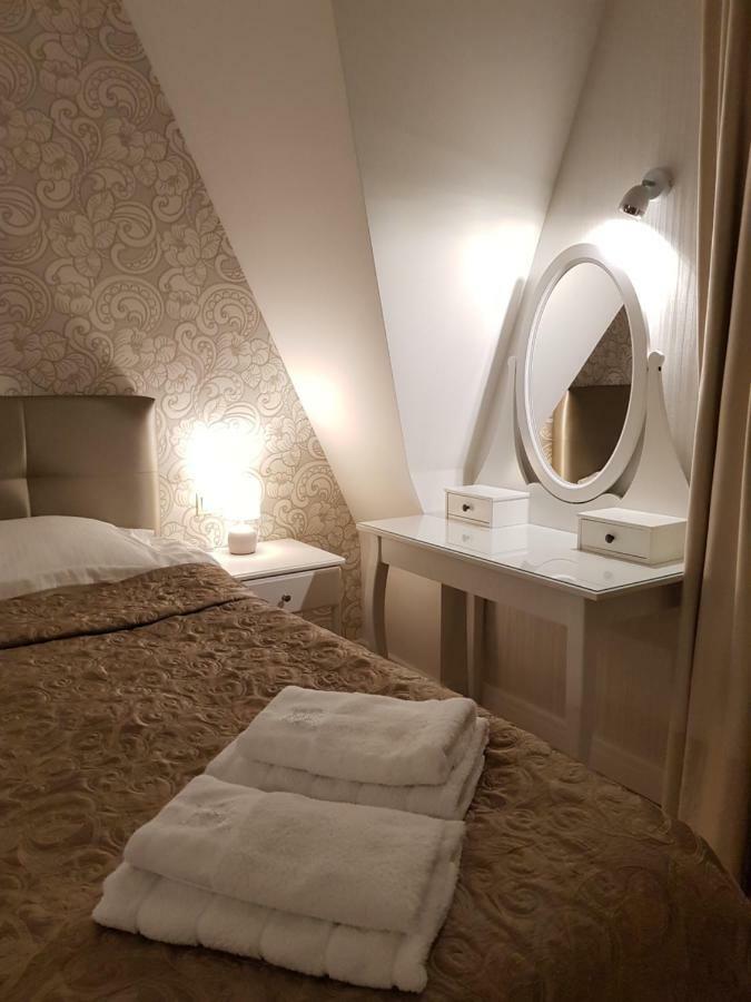 Apartman St. Vladimir Kirche Διαμέρισμα Mariánské Lázně Εξωτερικό φωτογραφία